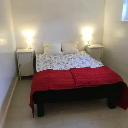Hus